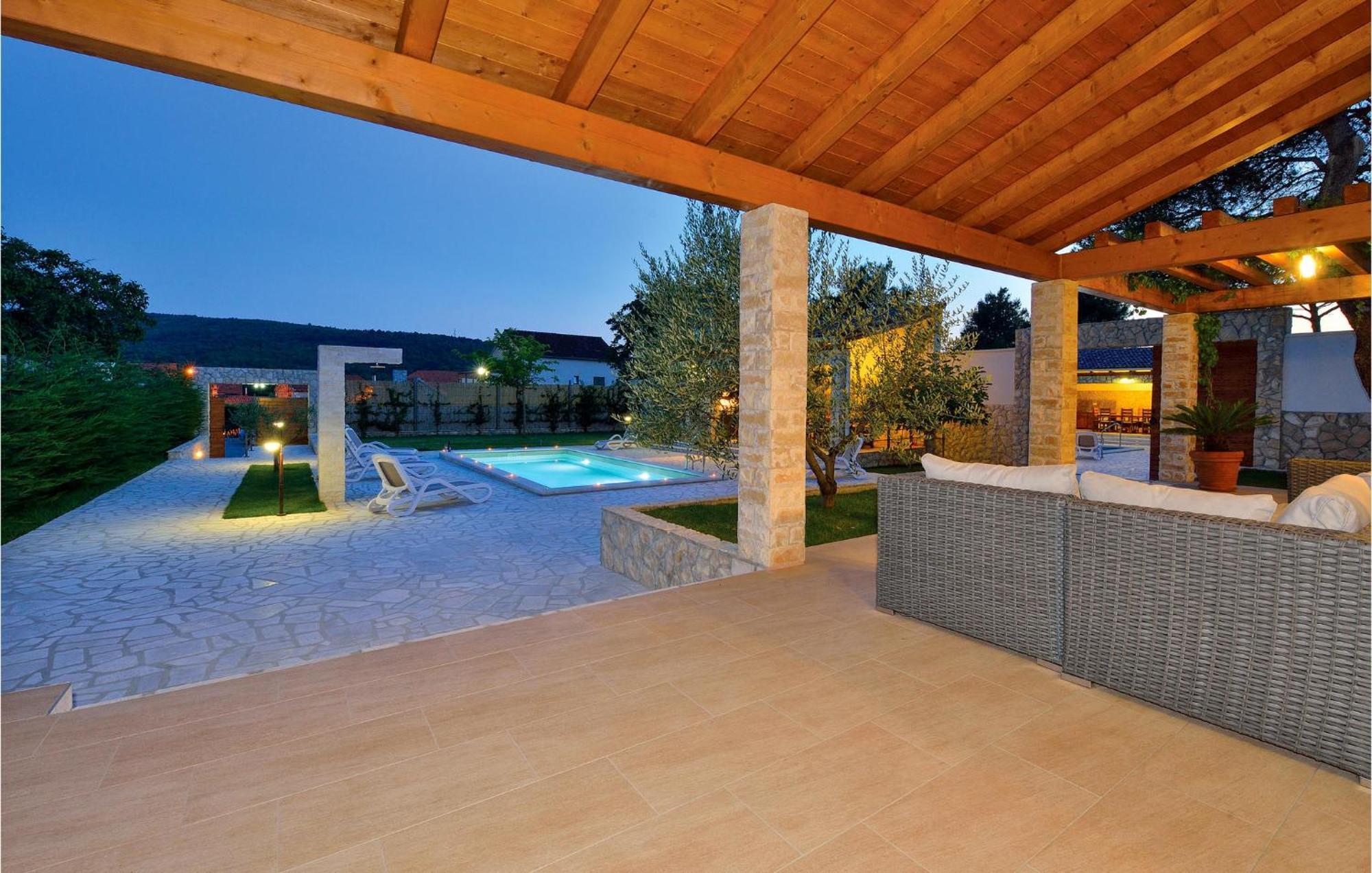 Lovely Home In Sibenik With Wifi Экстерьер фото