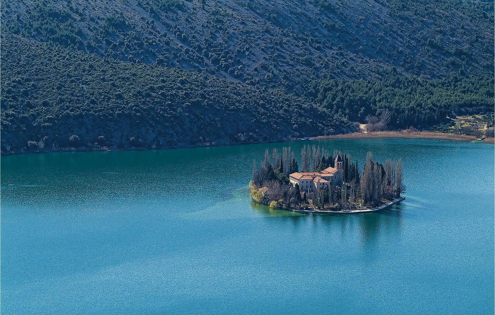 Lovely Home In Sibenik With Wifi Экстерьер фото